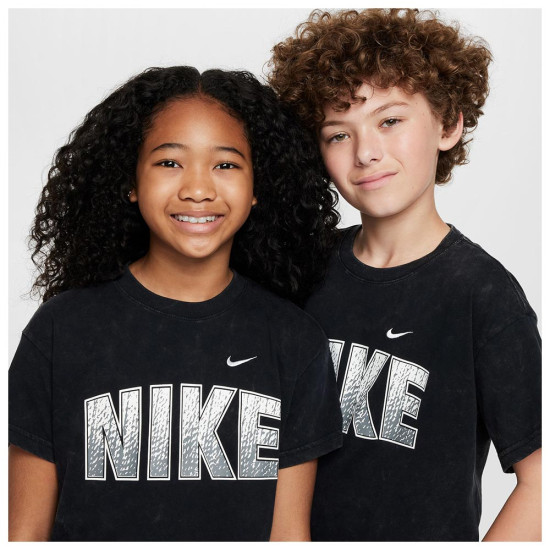 Nike Παιδική κοντομάνικη μπλούζα Sportswear Nike Παιδική κοντομάνικη μπλούζα Sportswear
